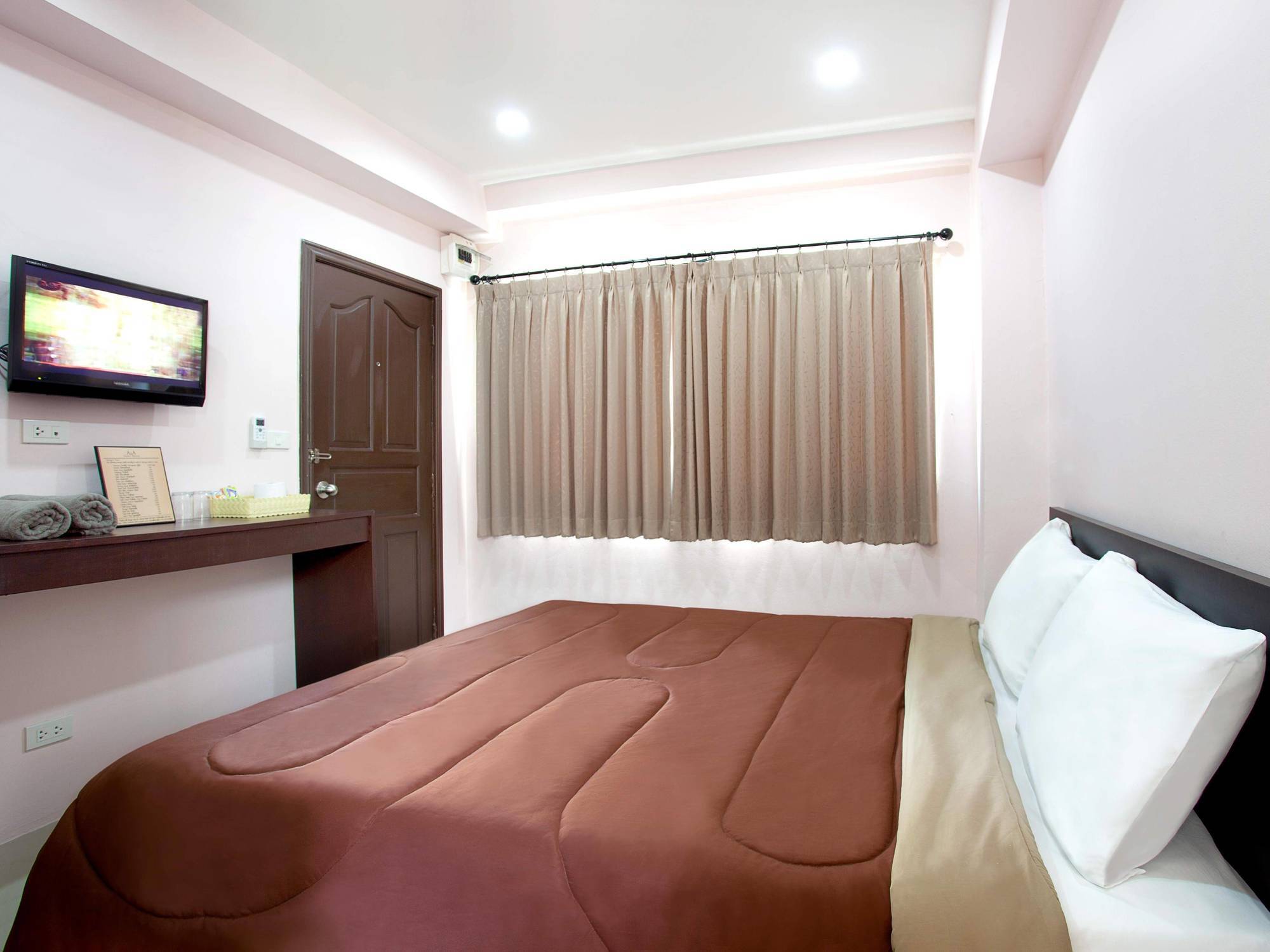 A And A Guesthouse Bangkok Buitenkant foto